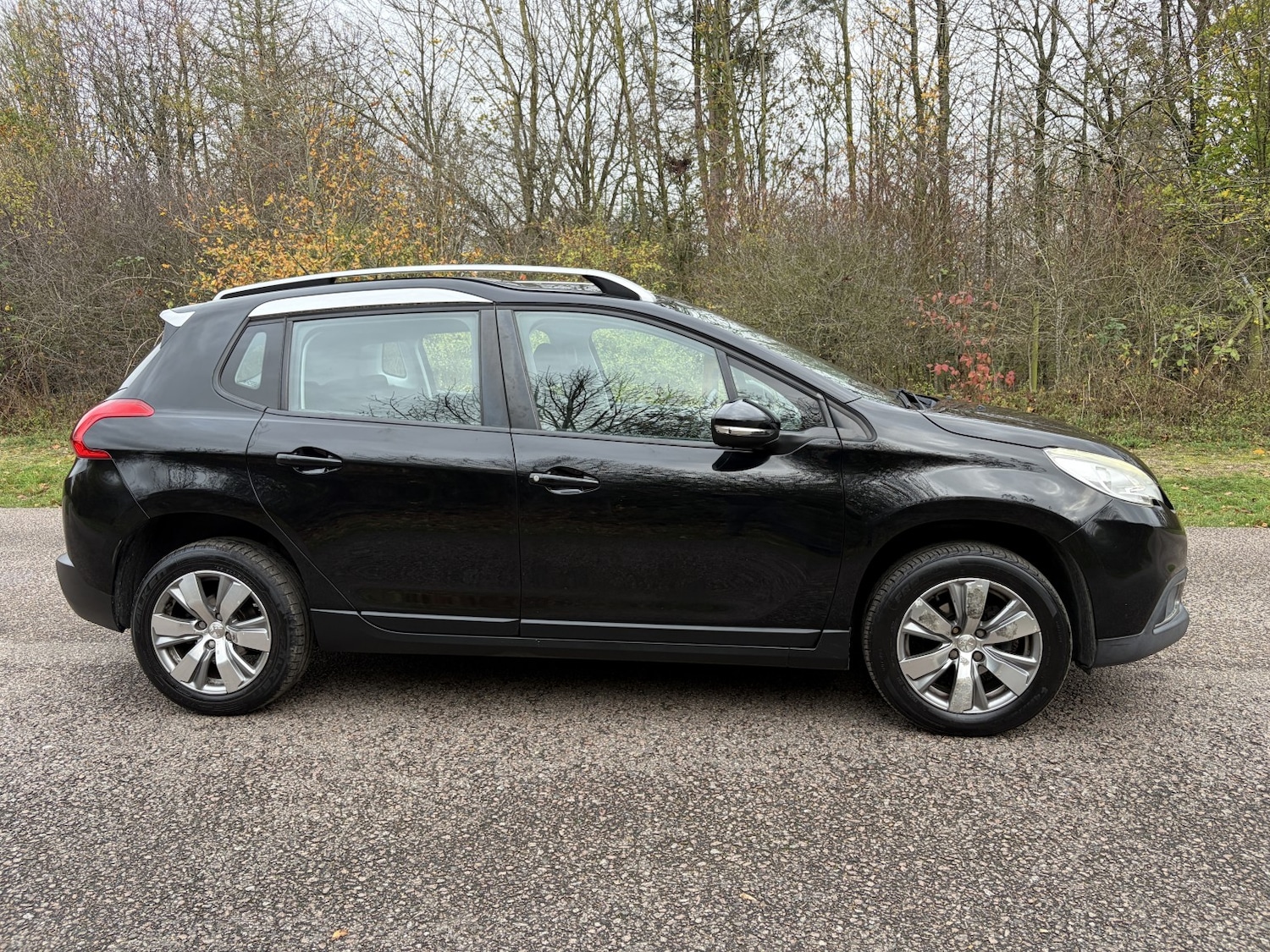 Used Peugeot 2008 2016 for sale - 76553979: Photo 6