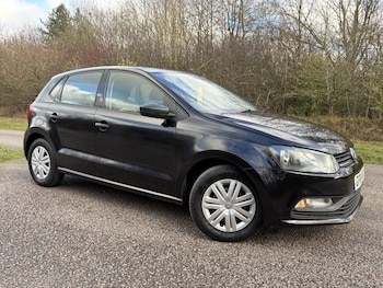 Used Volkswagen Polo 2016 for sale - 76918415: Photo
