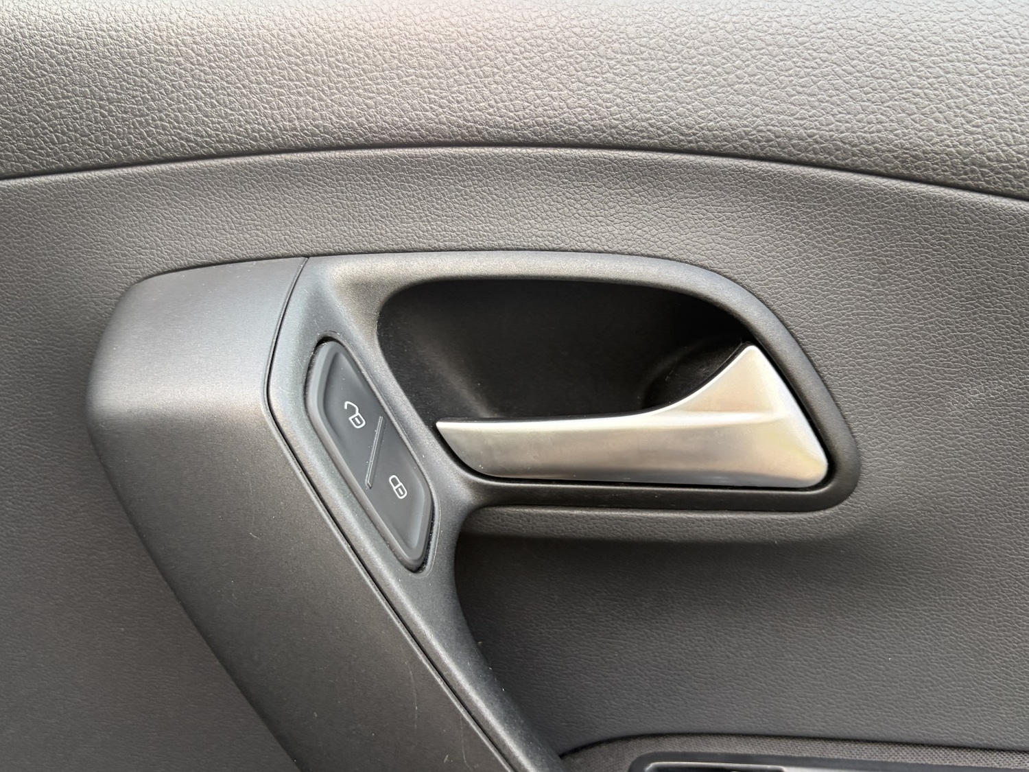 Used Volkswagen Polo 2016 for sale - 76918415: Photo 31