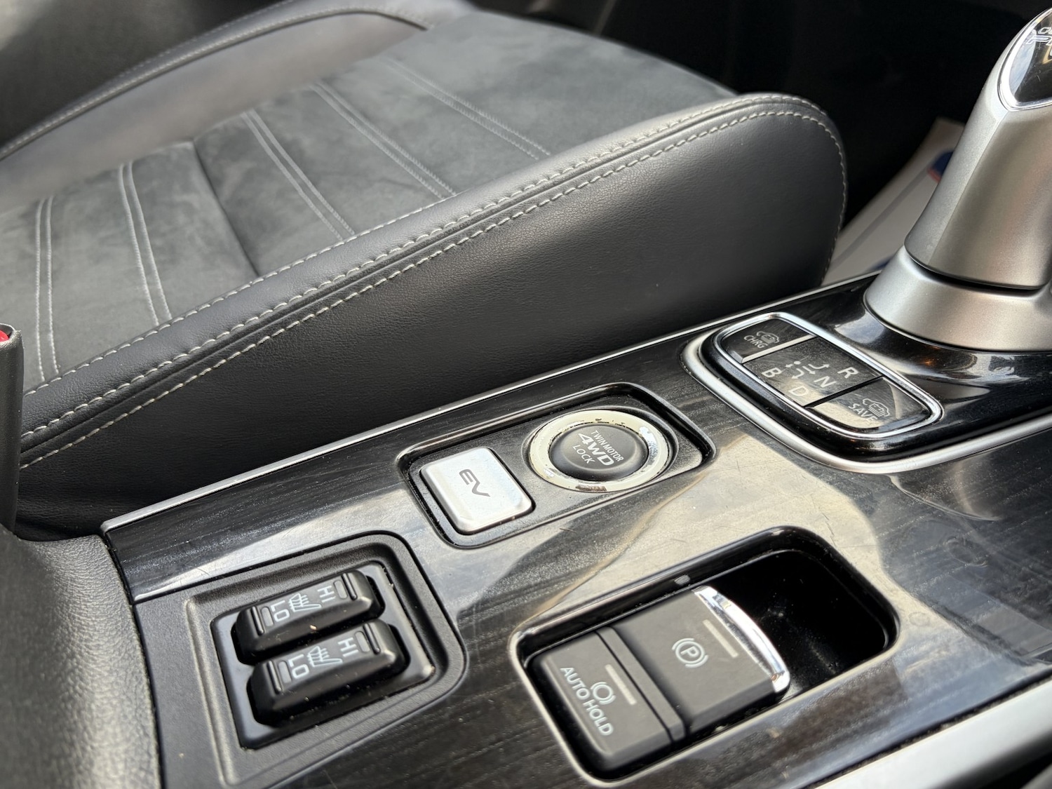 Used Mitsubishi Outlander 2017 for sale - 76904660: Photo 36