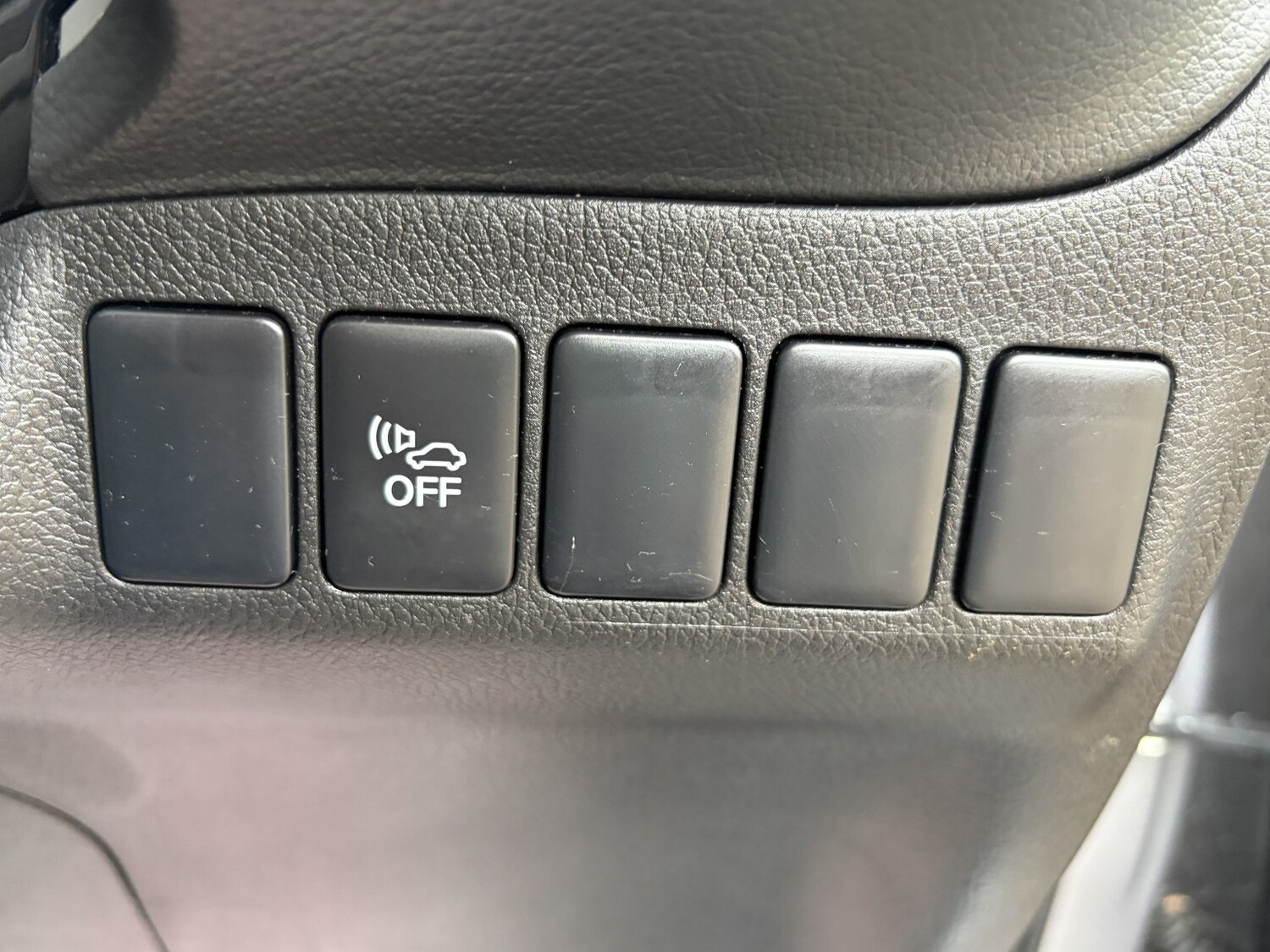 Used Mitsubishi Outlander 2017 for sale - 76904660: Photo 39