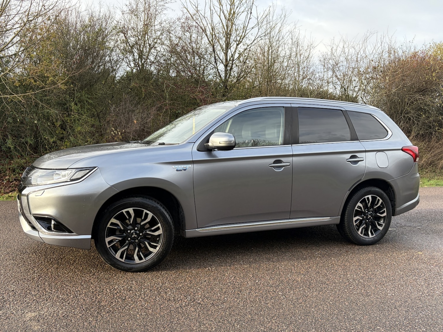 Used Mitsubishi Outlander 2017 for sale - 76904660: Photo 5