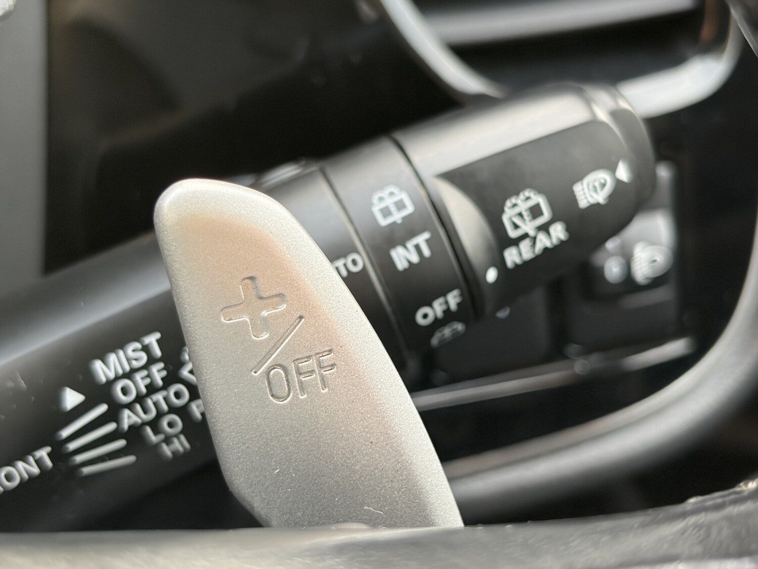 Used Mitsubishi Outlander 2017 for sale - 76904660: Photo 52