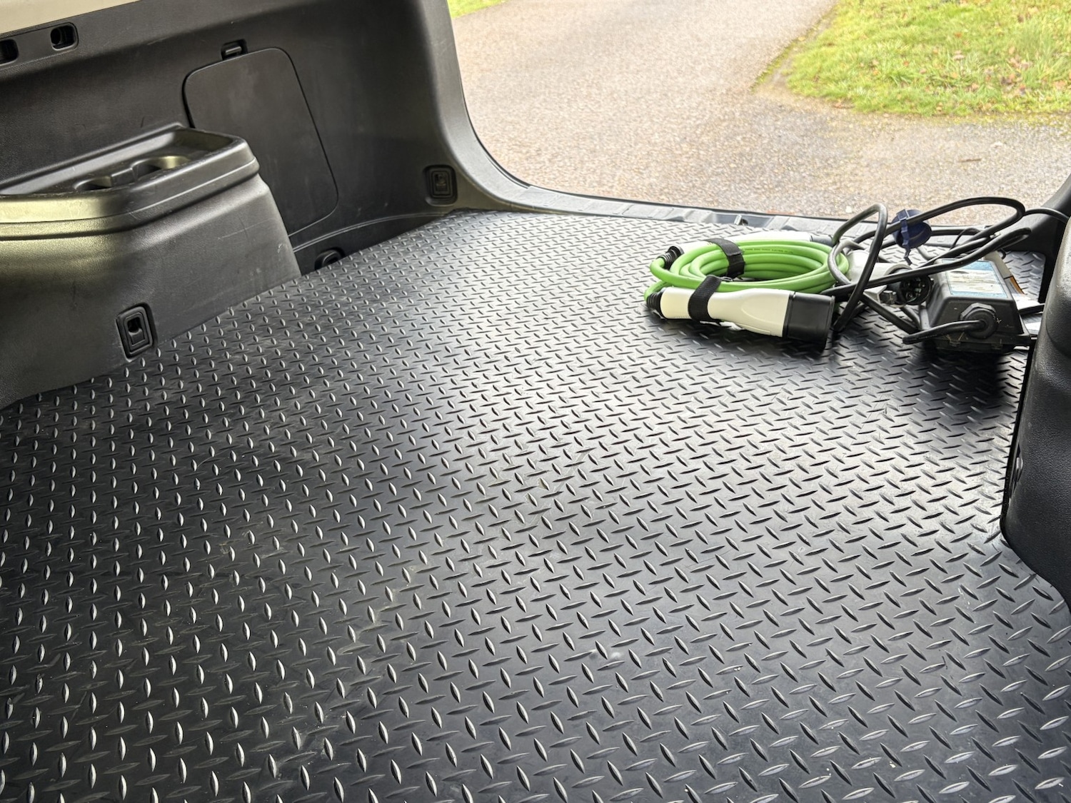 Used Mitsubishi Outlander 2017 for sale - 76904660: Photo 61