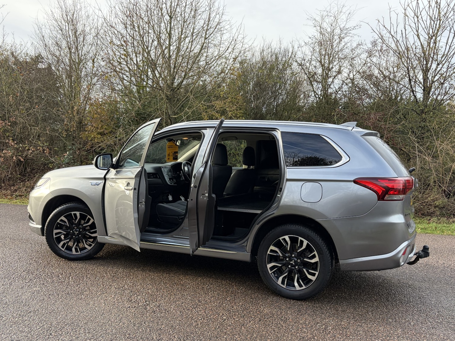 Used Mitsubishi Outlander 2017 for sale - 76904660: Photo 8