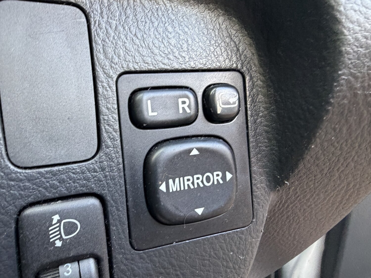 Used Toyota Avensis Verso 2004 for sale - 77363638: Photo 29