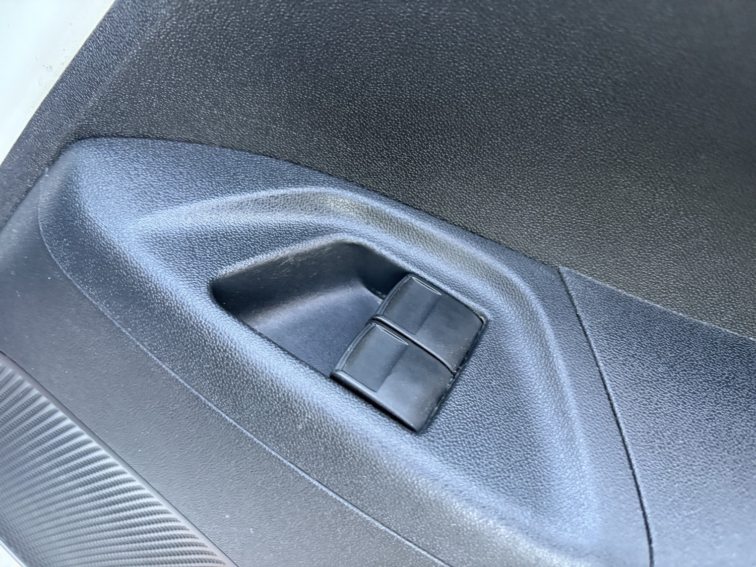 Used Peugeot 108 2015 for sale - 76662695: Photo 26