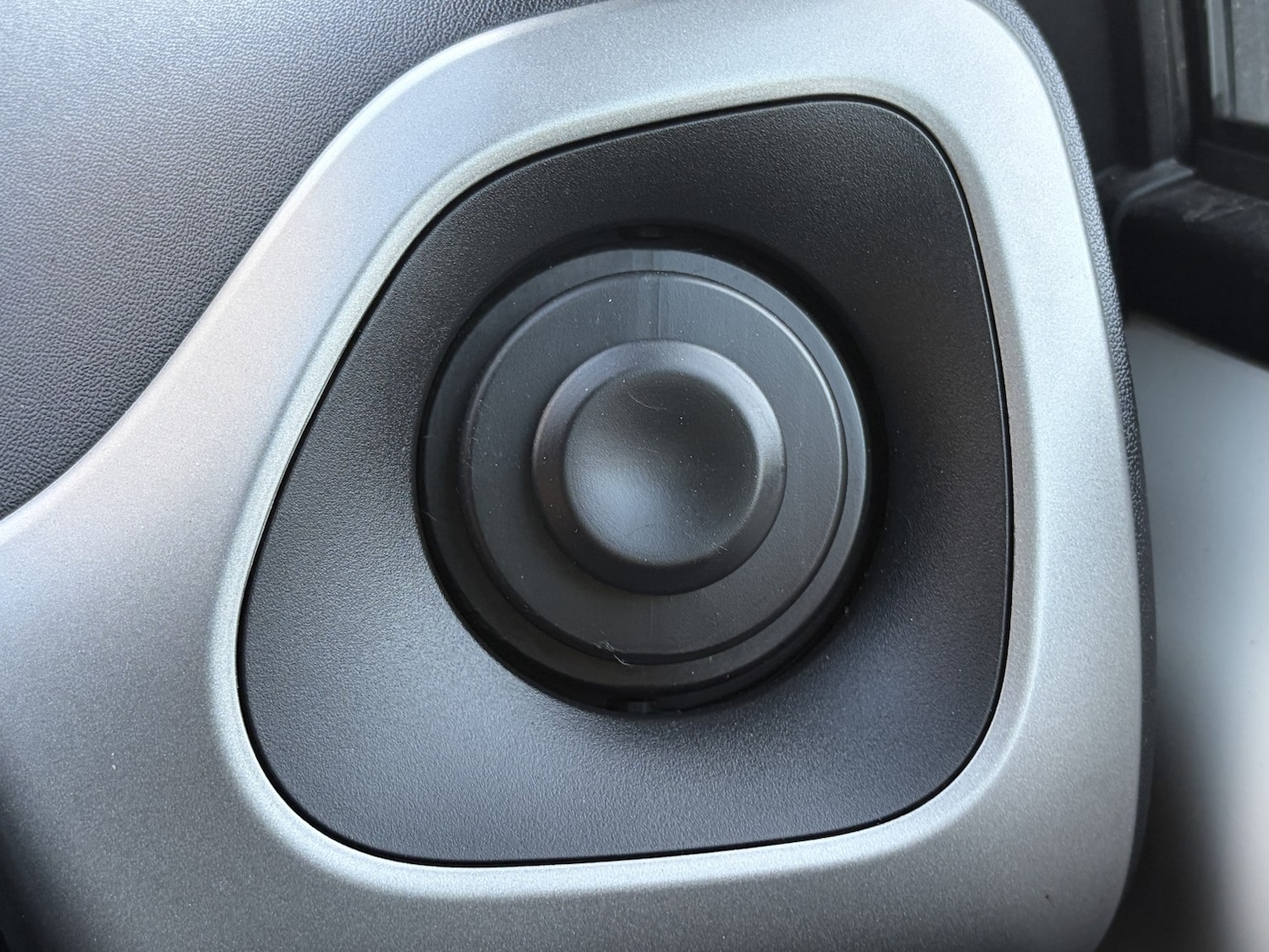 Used Peugeot 108 2015 for sale - 76662695: Photo 49