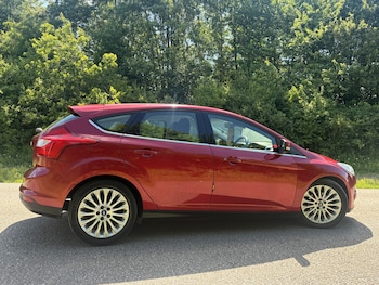 Used Ford Focus 2011 for sale - 78950219: Photo