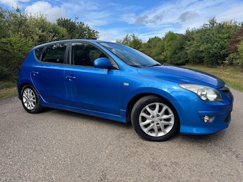 Used Hyundai i30 2010 for sale - 75748956: Photo