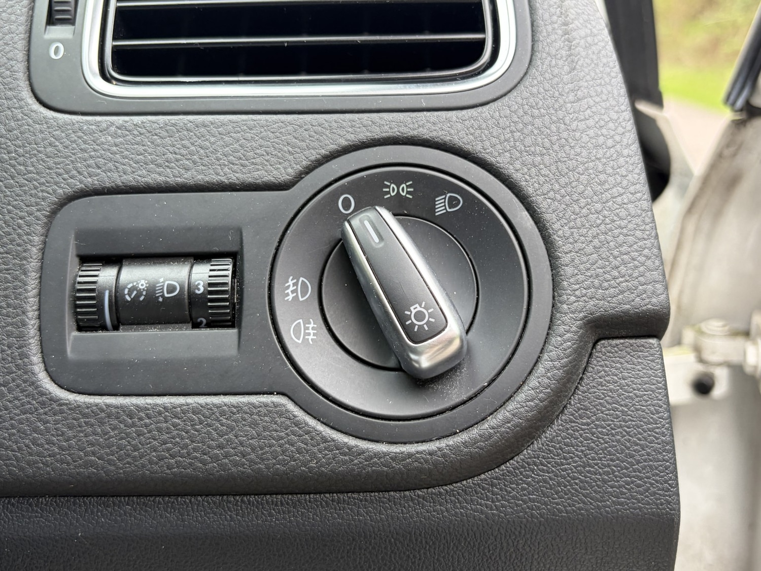 Used Volkswagen Polo 2014 for sale - 78190637: Photo 33