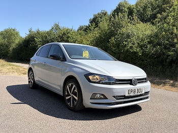 Used Volkswagen Polo 2018 for sale - 79271638: Photo