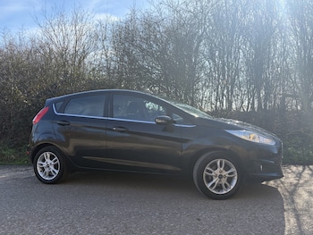 Used Ford Fiesta 2015 for sale - 77774723: Photo