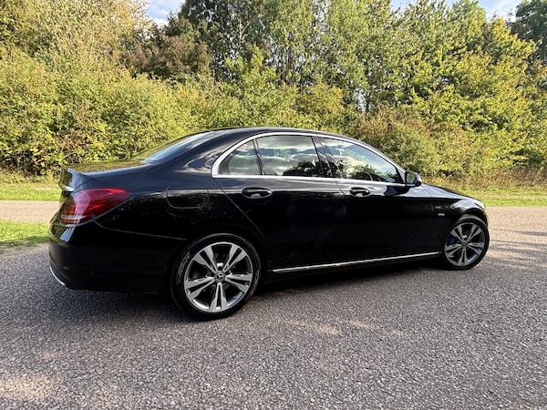 Used Mercedes-Benz C-Class 2017 for sale - 76088739: Photo 3