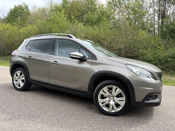 Used Peugeot 2008 2017 for sale - 78289765: Photo