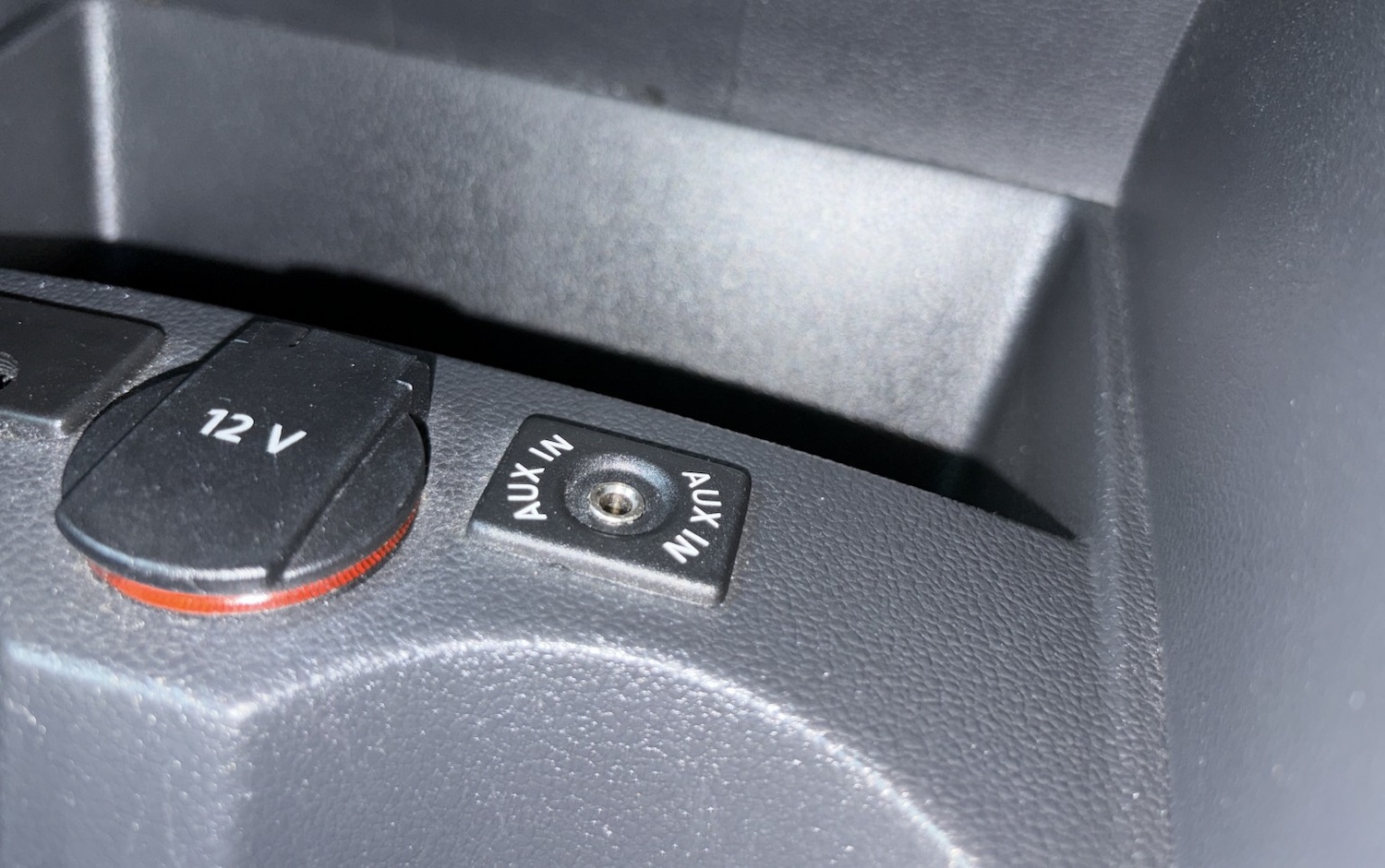 Used Volkswagen Polo 2011 for sale - 77318337: Photo 35