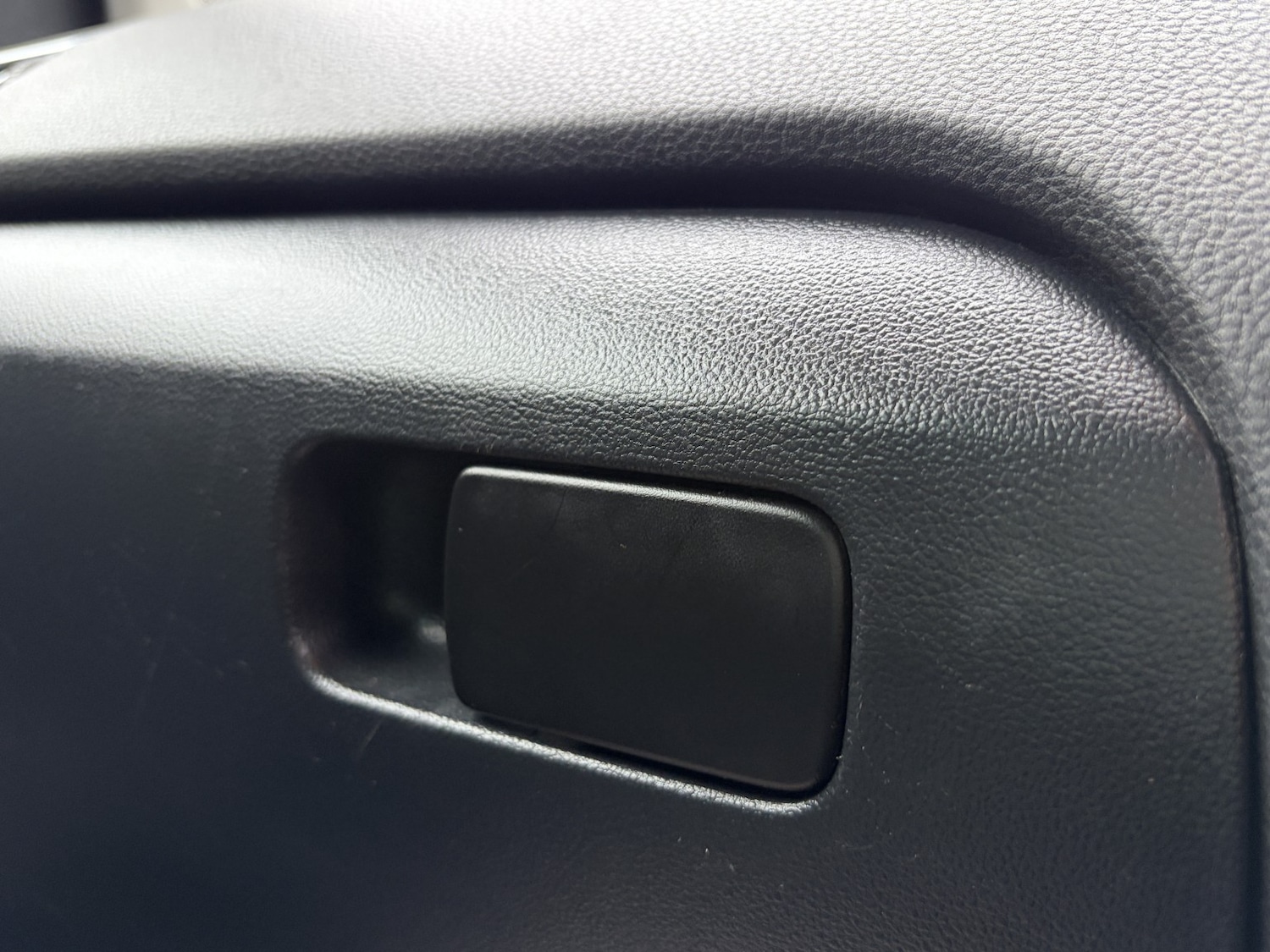 Used Volkswagen Polo 2011 for sale - 77318337: Photo 36