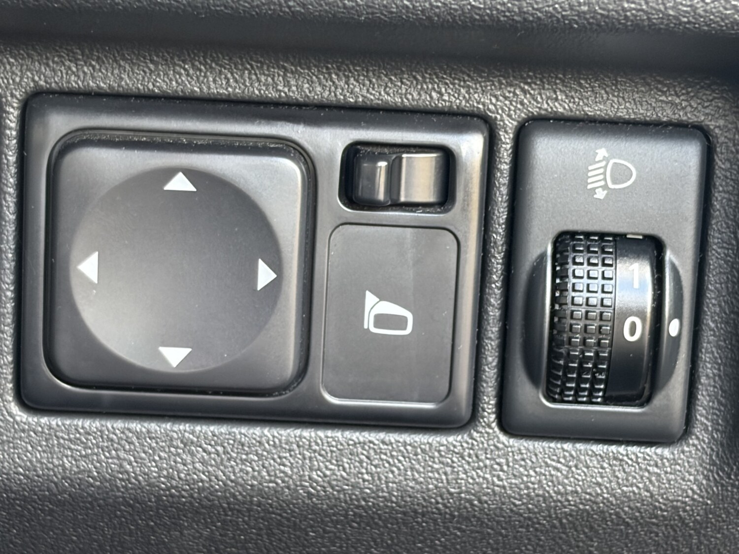 Used Nissan Micra 2012 for sale - 77363630: Photo 35