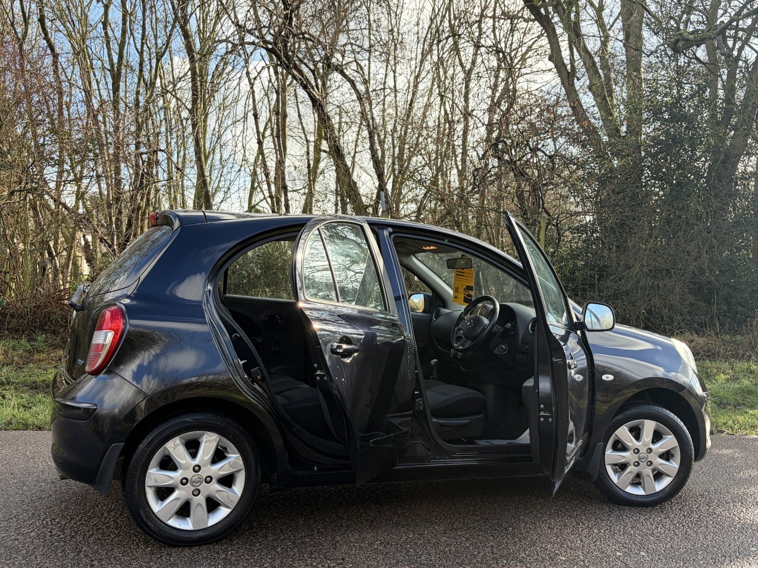 Used Nissan Micra 2012 for sale - 77363630: Photo 5
