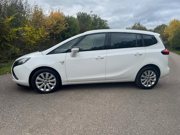 Used Vauxhall Zafira Tourer 2016 for sale - 76252356: Photo 17