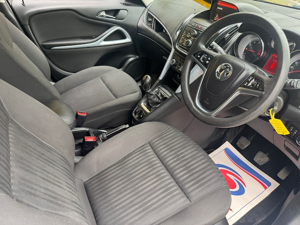Used Vauxhall Zafira Tourer 2016 for sale - 76252356: Photo 25