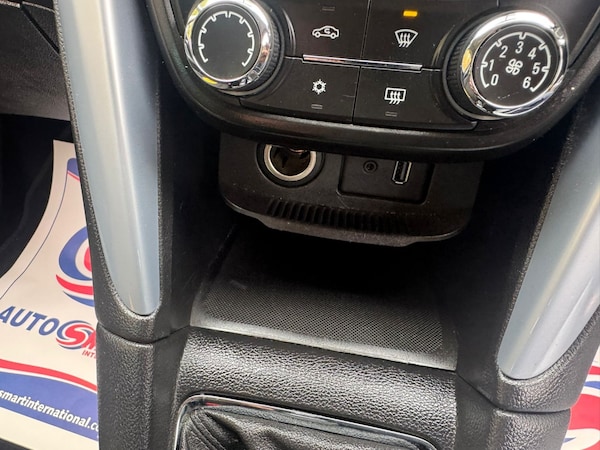 Used Vauxhall Zafira Tourer 2016 for sale - 76252356: Photo 31