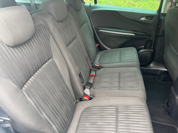 Used Vauxhall Zafira Tourer 2016 for sale - 76252356: Photo 37