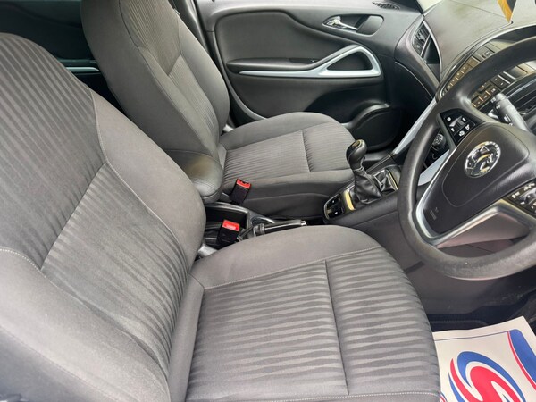 Used Vauxhall Zafira Tourer 2016 for sale - 76252356: Photo 40