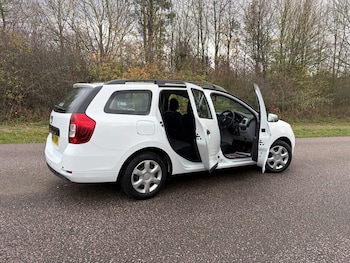 Used Dacia Logan MCV 2014 for sale - 76553966: Photo