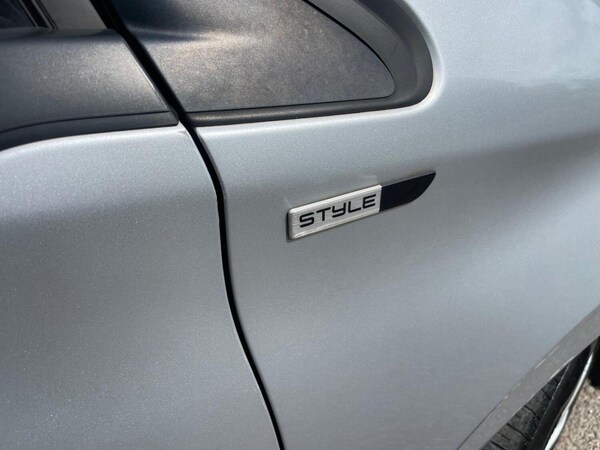 Used Peugeot 208 2015 for sale - 76174054: Photo 18