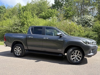 Used Toyota Hilux 2018 for sale - 78553669: Photo