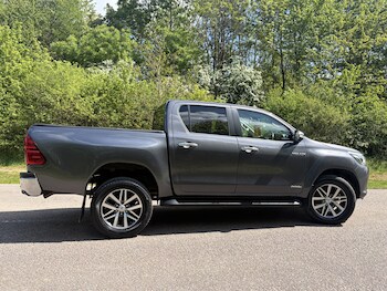 Used Toyota Hilux 2018 for sale - 78553669: Photo