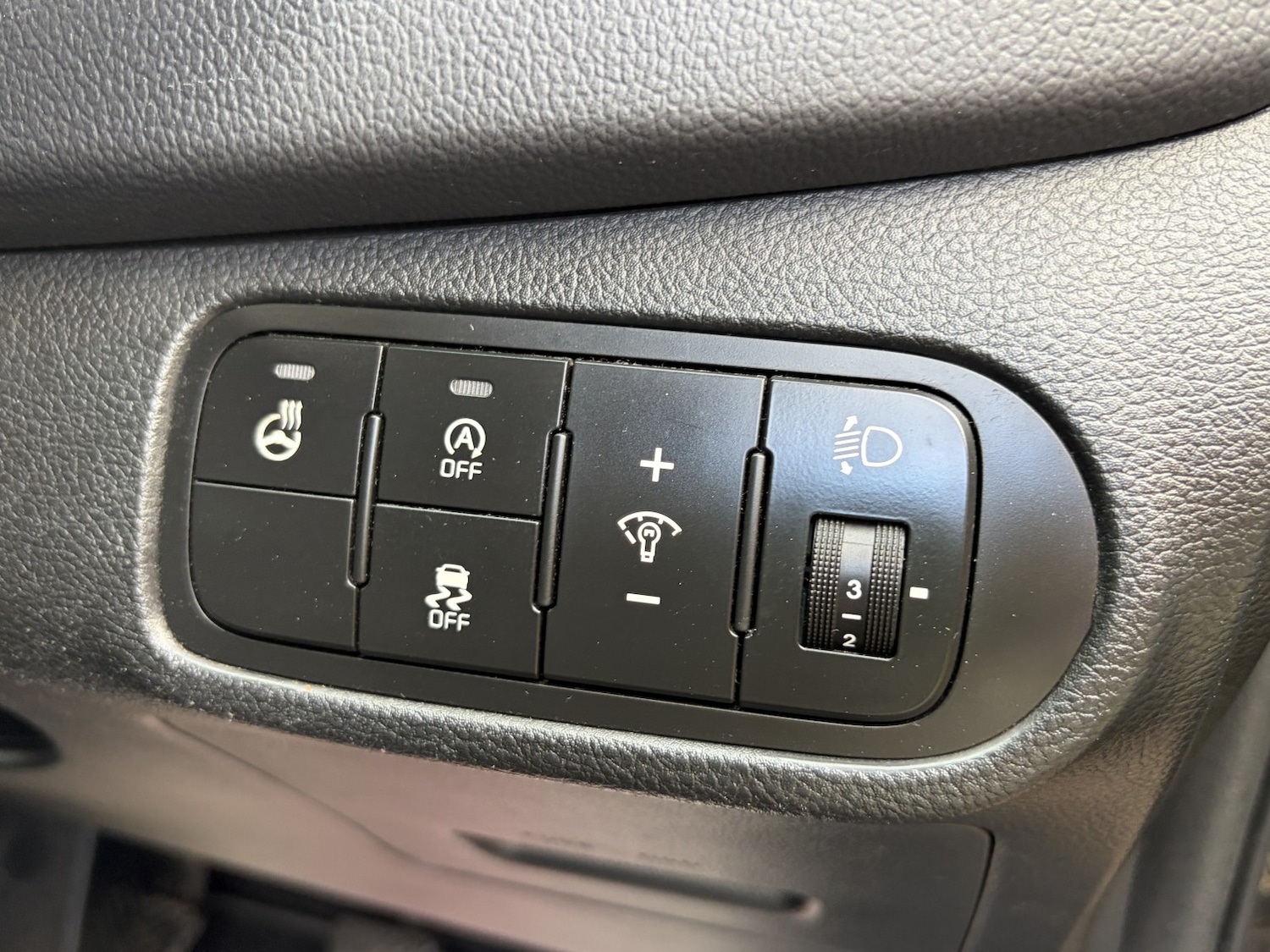 Used Kia Carens 2014 for sale - 77282718: Photo 26