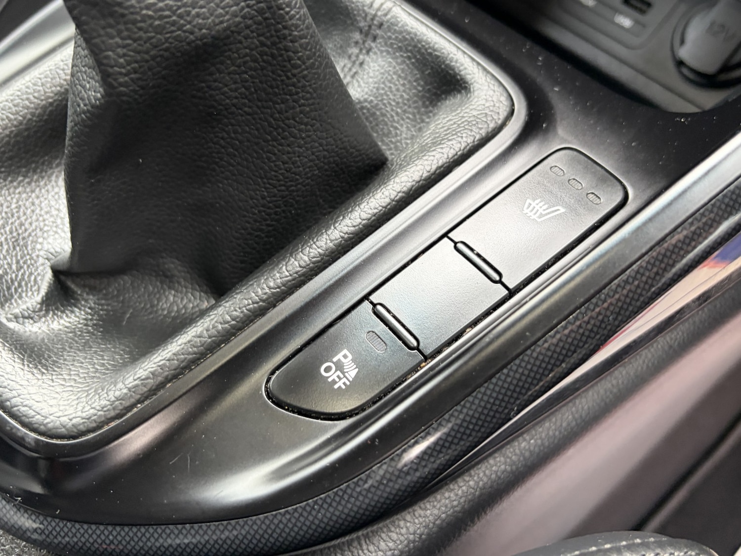 Used Kia Carens 2014 for sale - 77282718: Photo 32