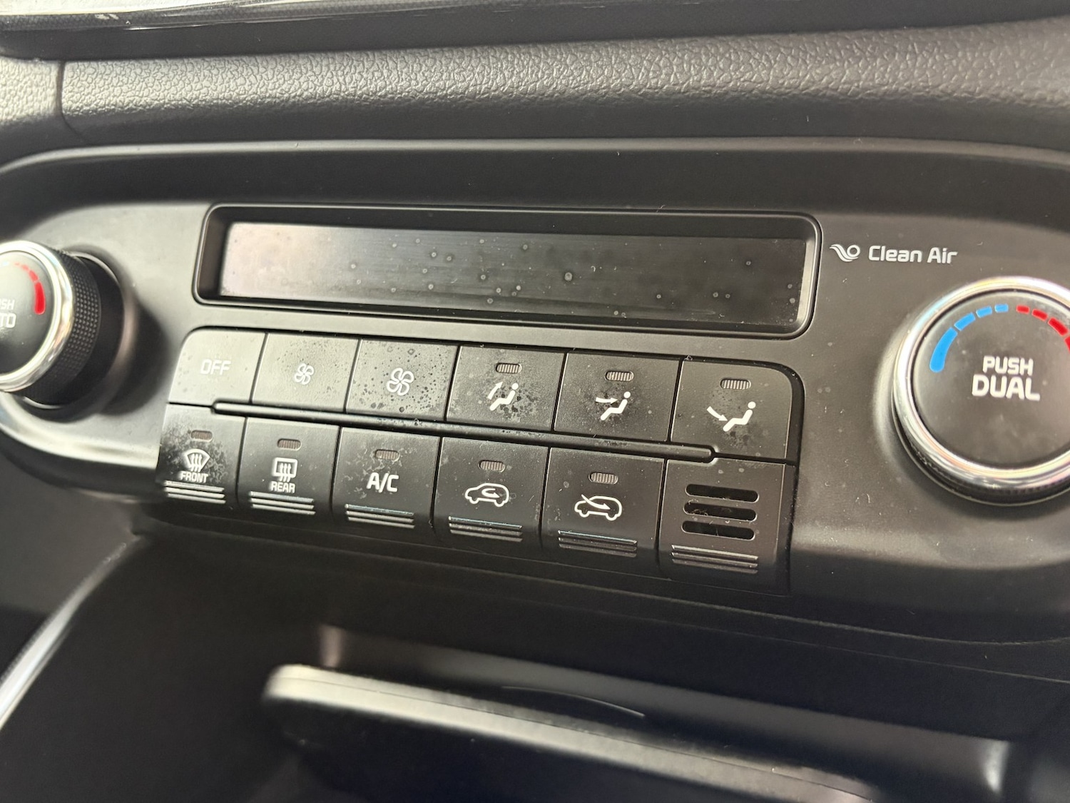 Used Kia Carens 2014 for sale - 77282718: Photo 37