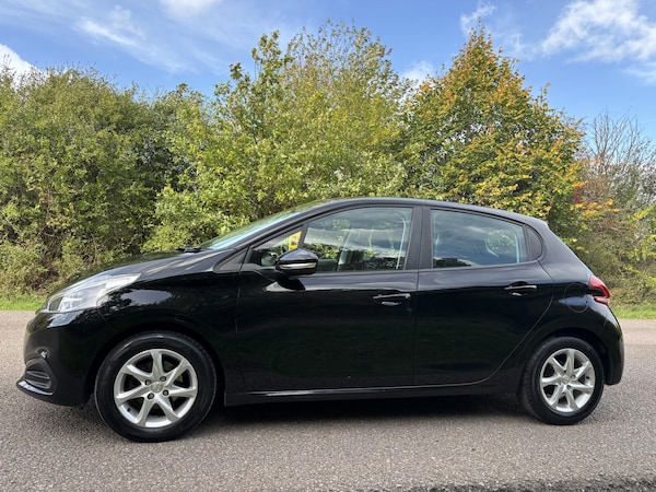 Used Peugeot 208 2018 for sale - 76205613: Photo 12