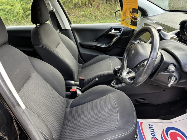 Used Peugeot 208 2018 for sale - 76205613: Photo 20