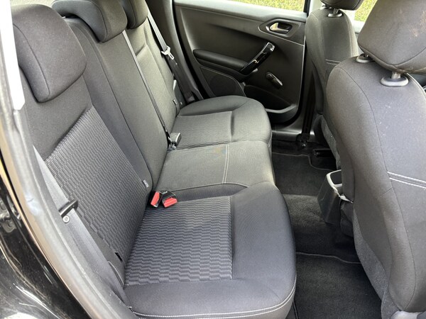 Used Peugeot 208 2018 for sale - 76205613: Photo 25