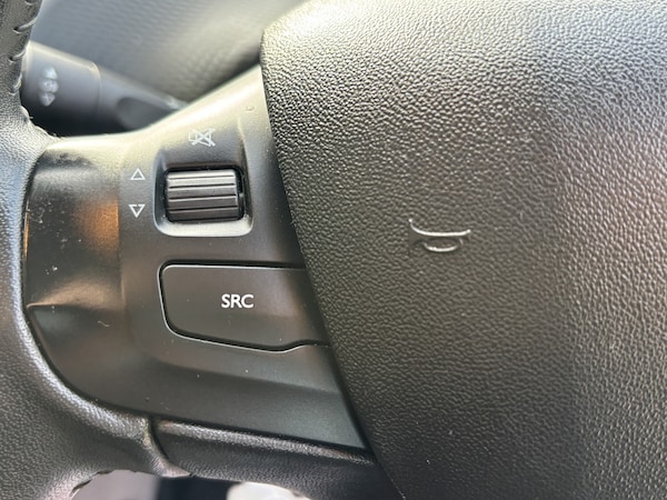 Used Peugeot 208 2018 for sale - 76205613: Photo 31