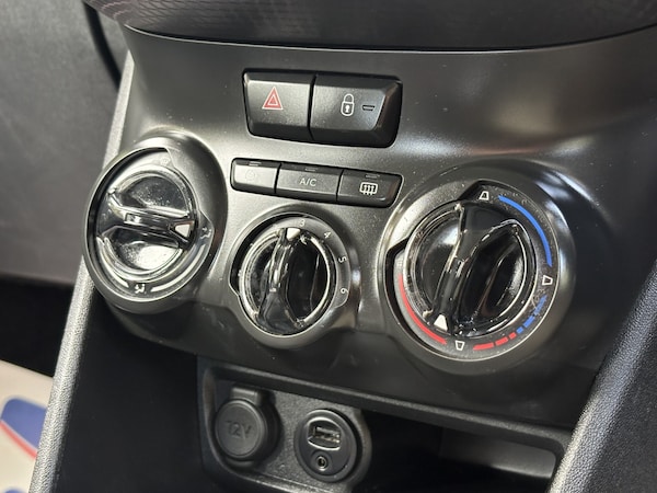 Used Peugeot 208 2018 for sale - 76205613: Photo 33