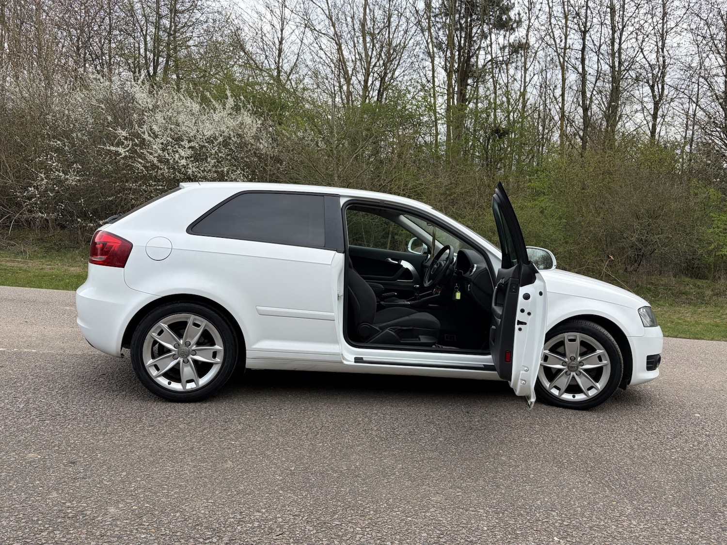 Used Audi A3 2010 for sale - 78060519: Photo 5