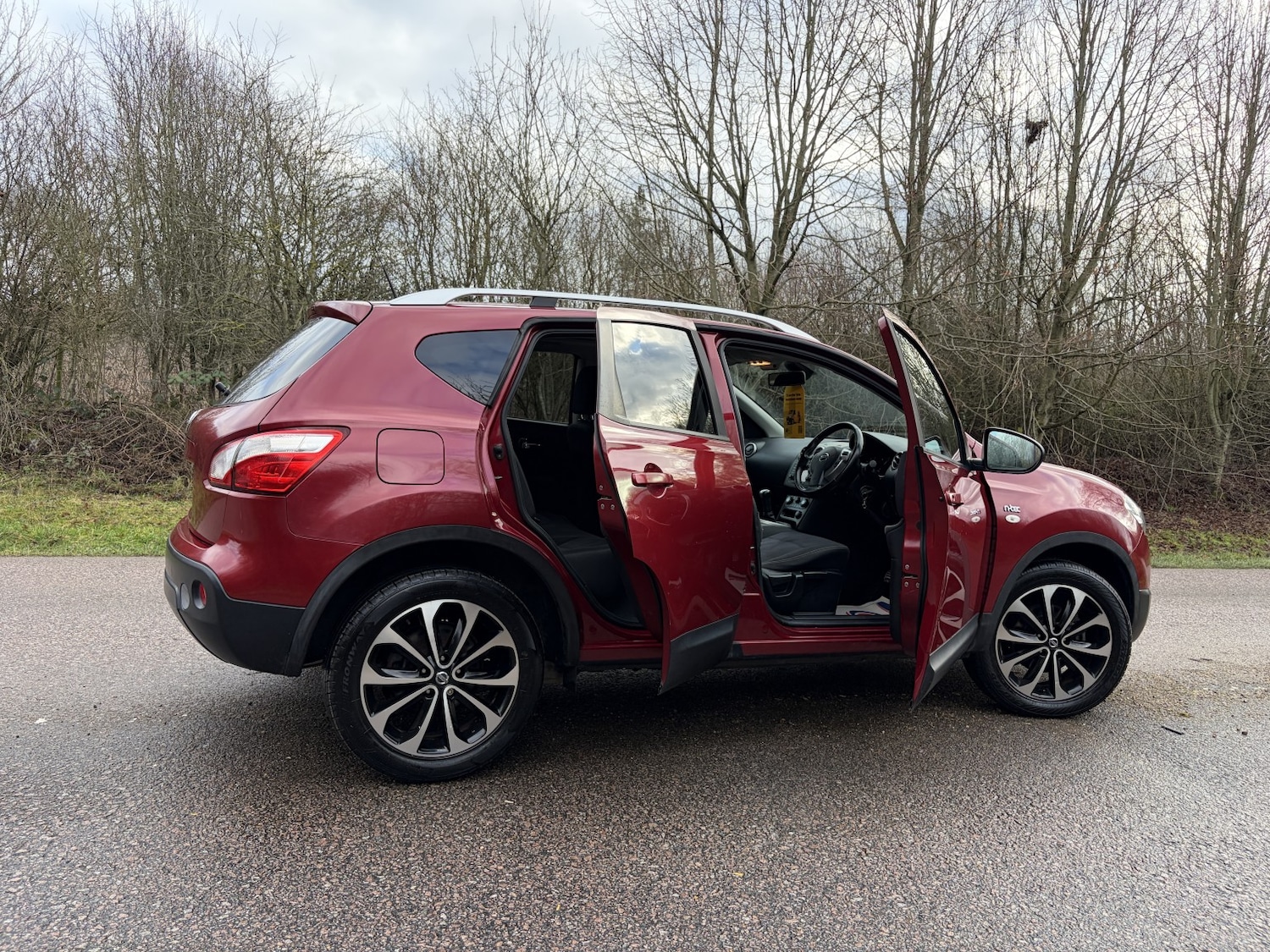 Used Nissan Qashqai 2011 for sale - 77318336: Photo 5