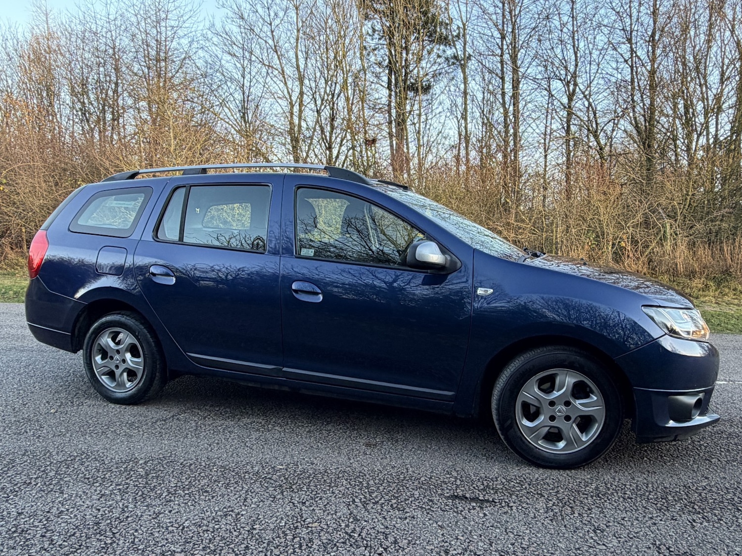 Used Dacia Logan MCV 2015 for sale - 76918432: Photo 1