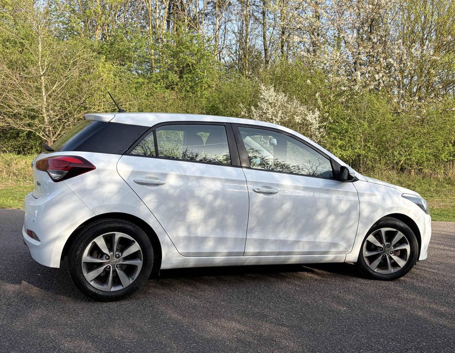 Used Hyundai i20 2015 for sale - 78176064: Photo 4