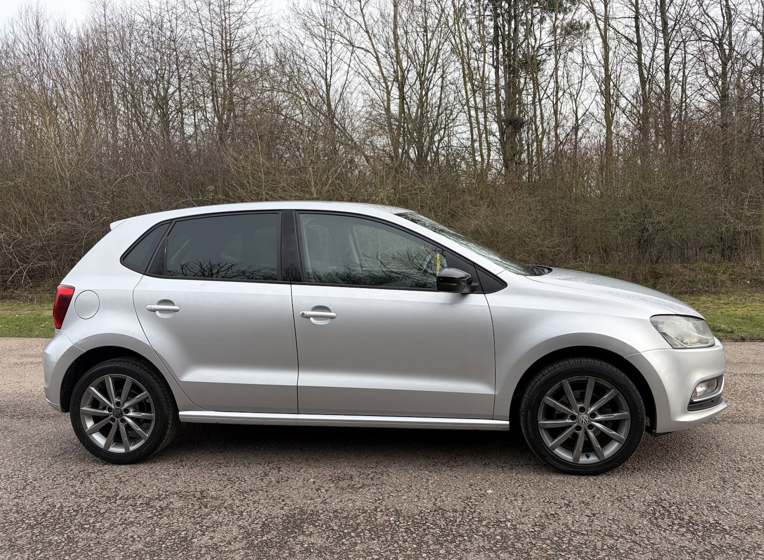 Used Volkswagen Polo 2015 for sale - 77603364: Photo 11