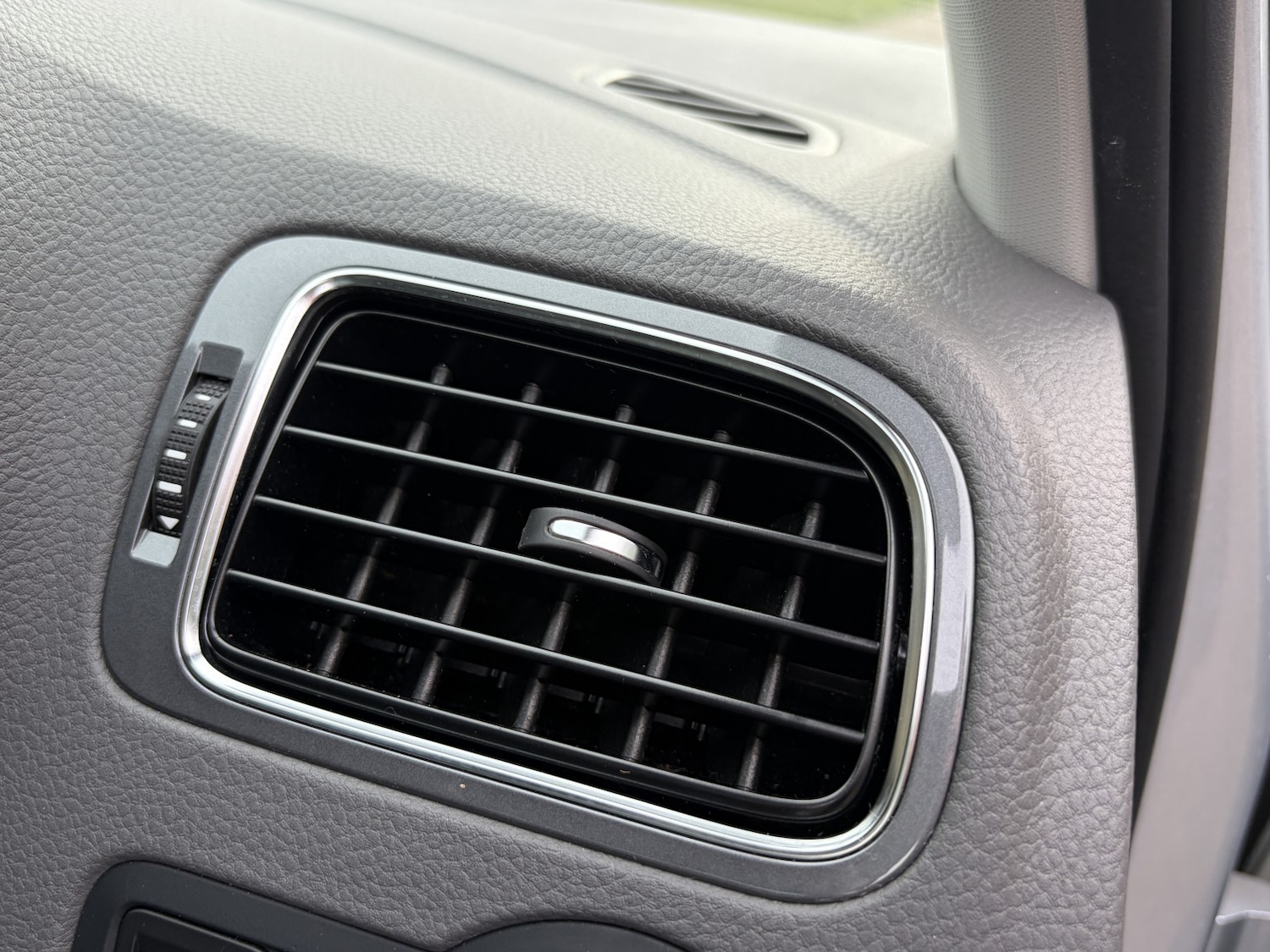 Used Volkswagen Polo 2015 for sale - 77603364: Photo 37