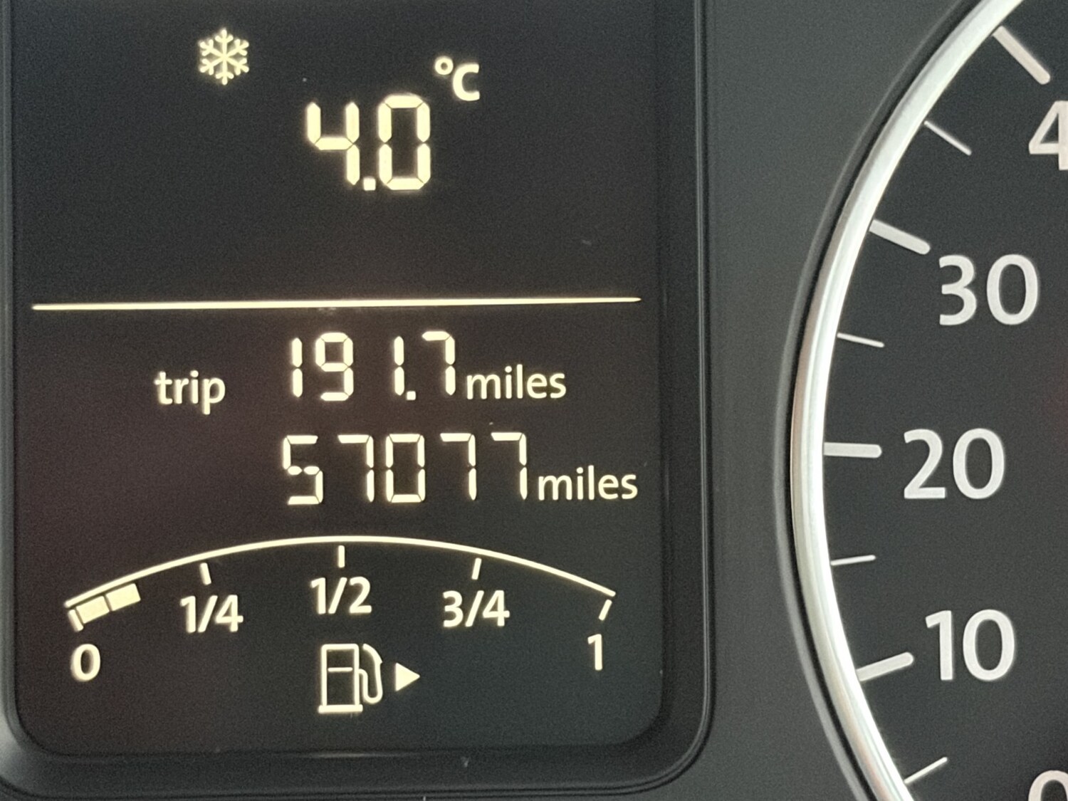 Used Volkswagen Polo 2011 for sale - 77603394: Photo 40