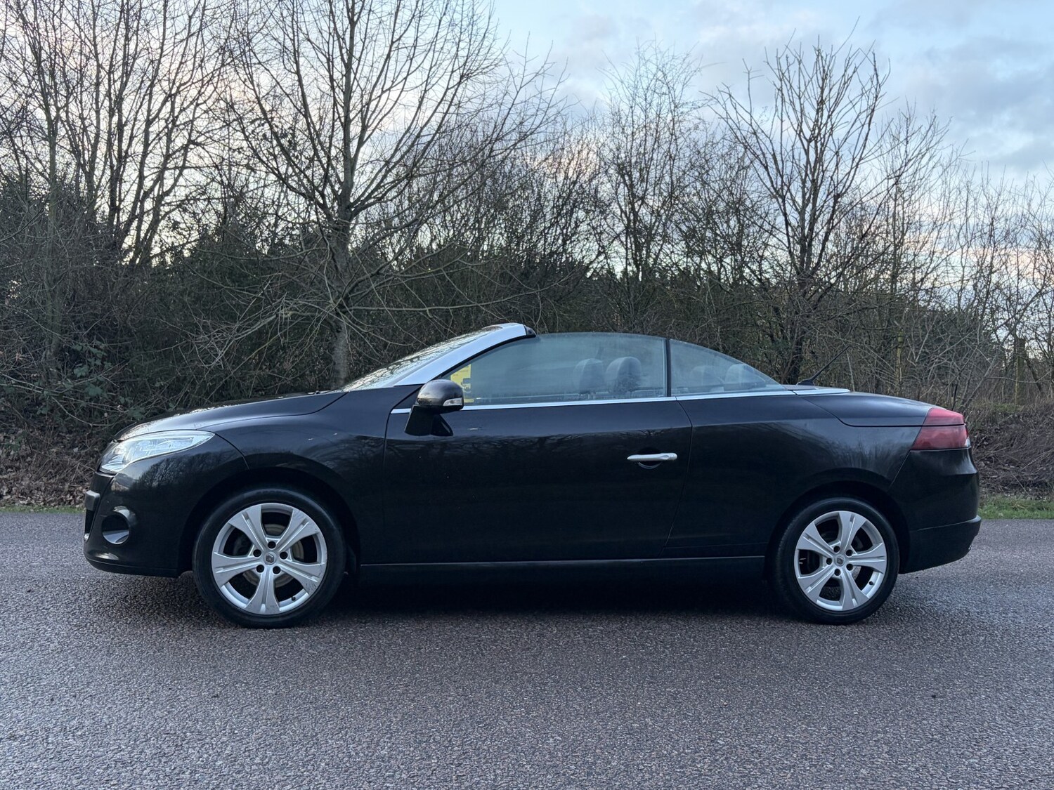 Used Renault Megane 2012 for sale - 77363648: Photo 12