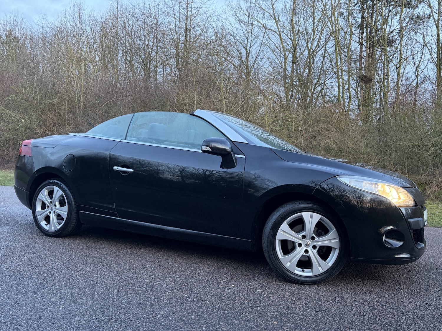 Used Renault Megane 2012 for sale - 77363648: Photo 2