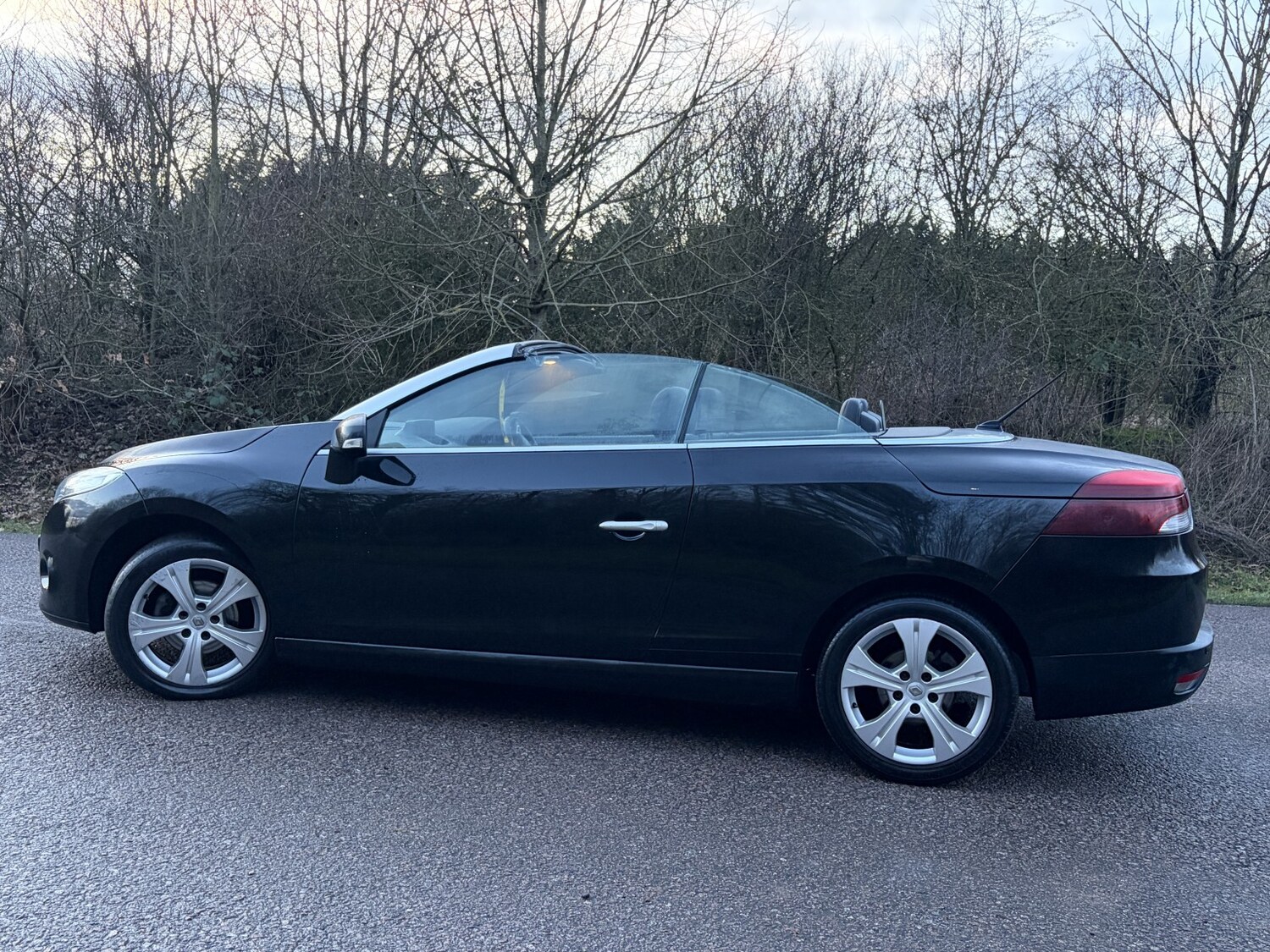 Used Renault Megane 2012 for sale - 77363648: Photo 9